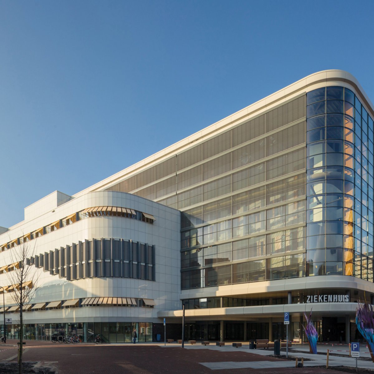 Top clinical hospital: the patient as guest - IAA Architecten